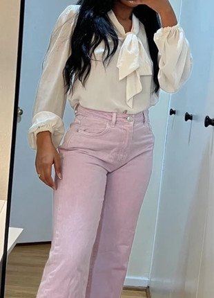 Photograph of Sofia Jeans Off-White Bow Tie Blouse