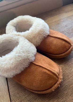Photograph of Kids Brown Faux Fur Lined Slippers